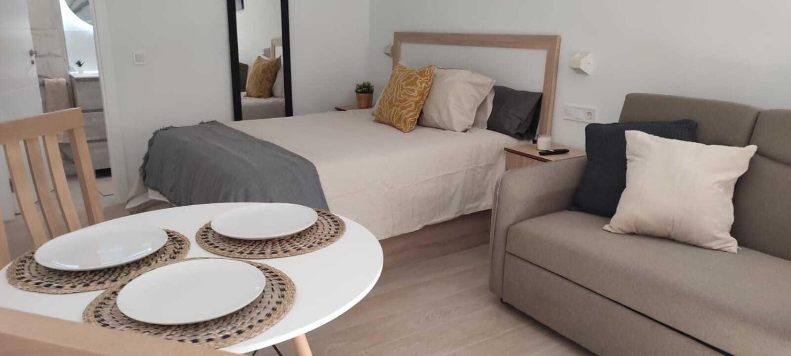 Apartament Suits Recien Reformadas Marques De Vadillo